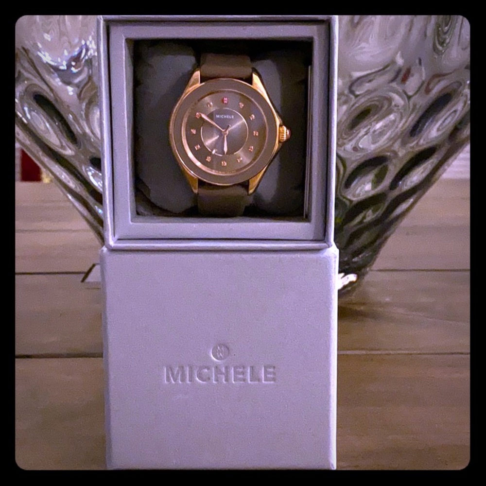 Michele Brown/Gold Watch